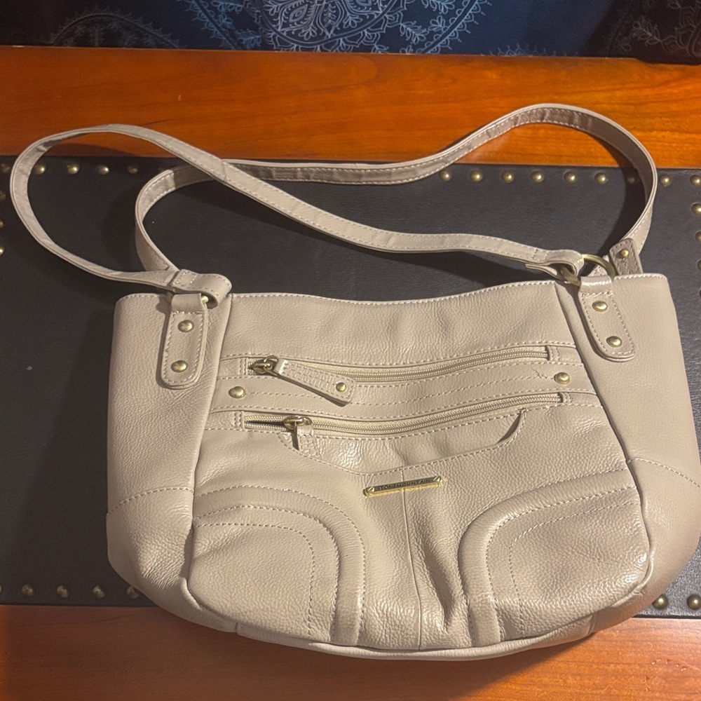 Chic Cream Shoulder Bag